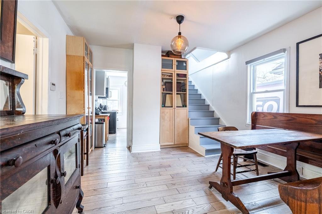 144 Dufferin Street E Property Photo 6