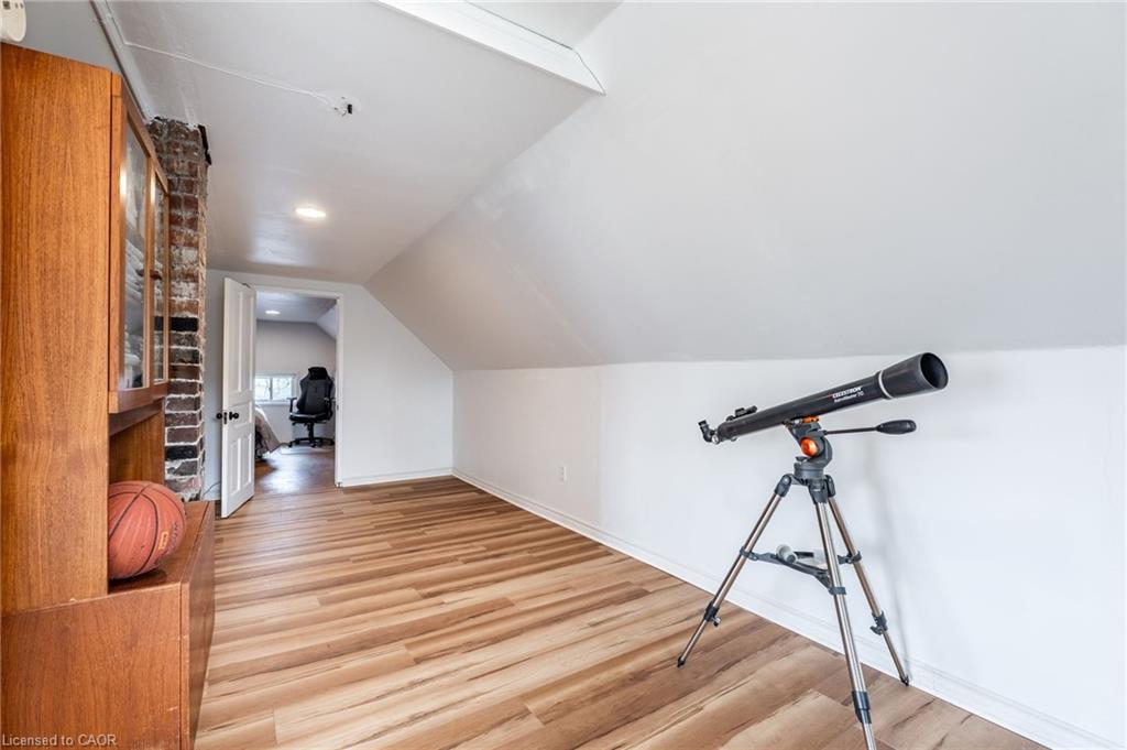 144 Dufferin Street E Property Photo 19