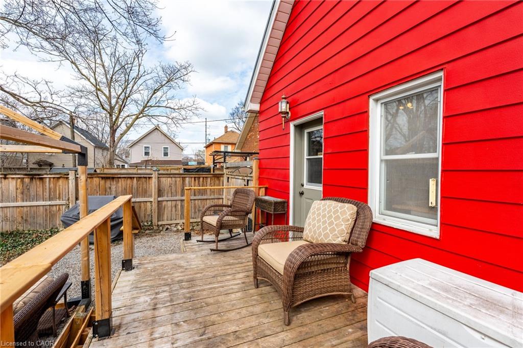 144 Dufferin Street E Property Photo 24