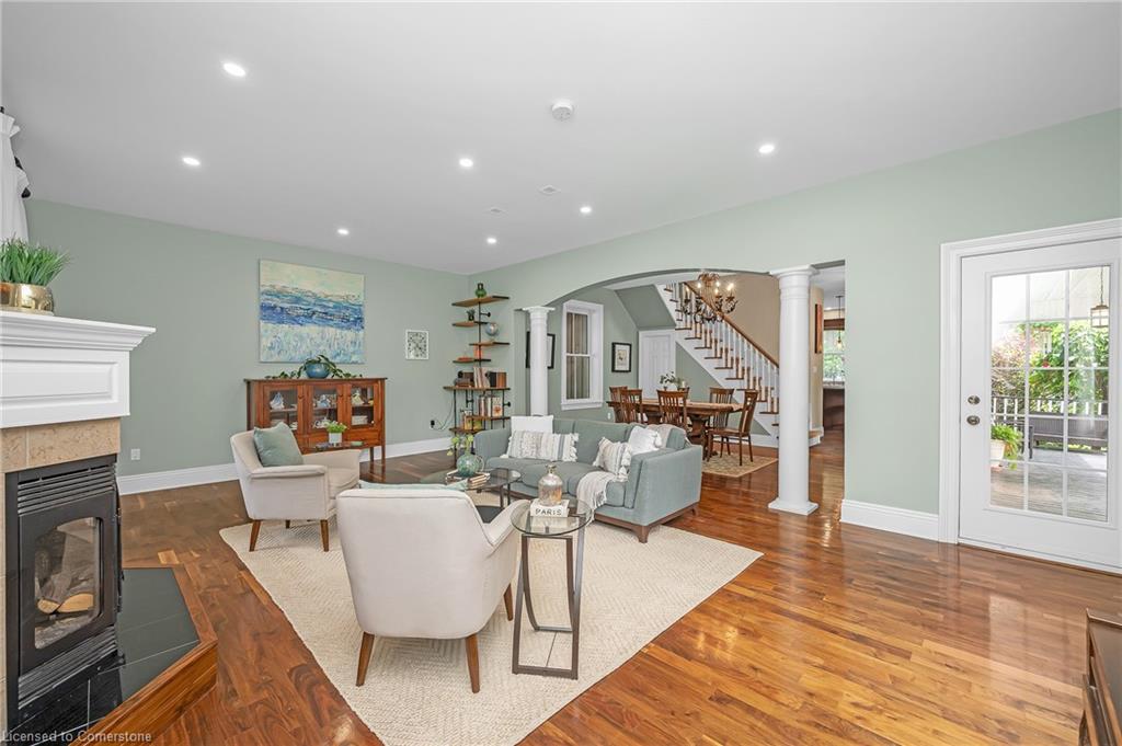 780 Old 8 Highway Property Photo 5