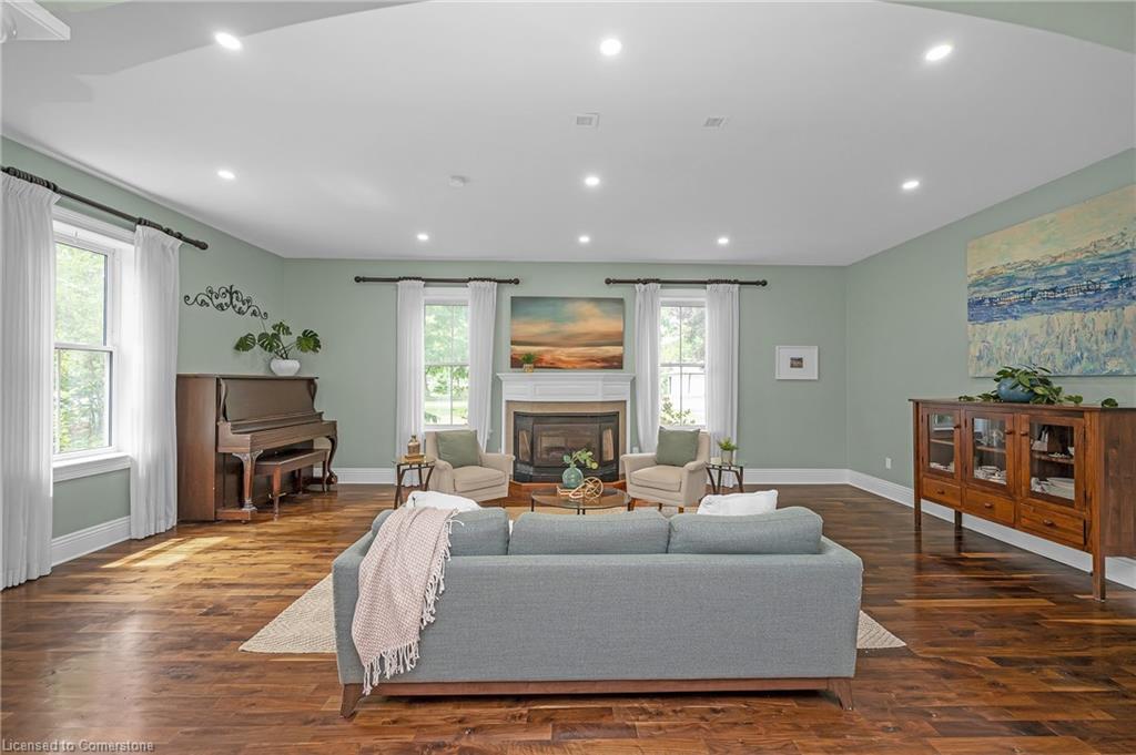 780 Old 8 Highway Property Photo 6