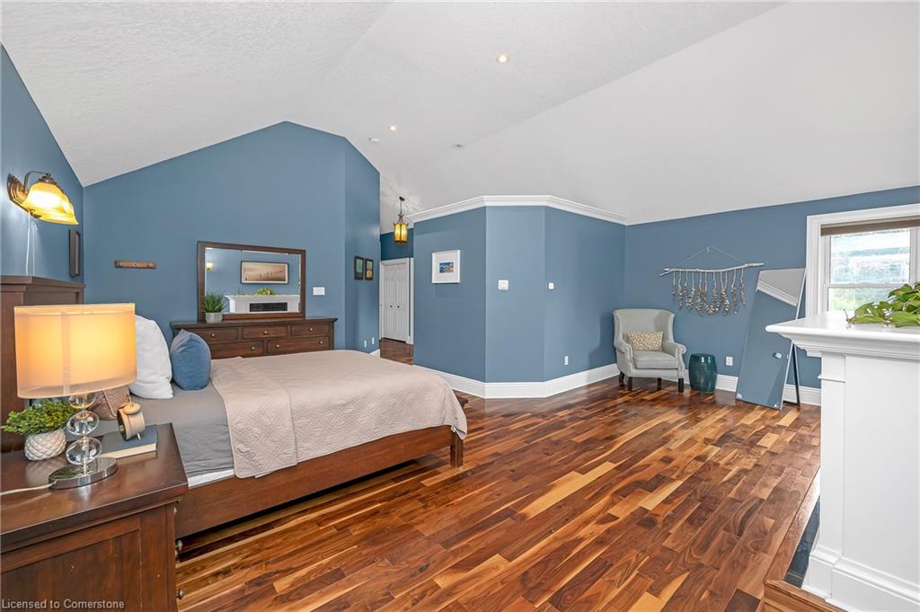 780 Old 8 Highway Property Photo 22