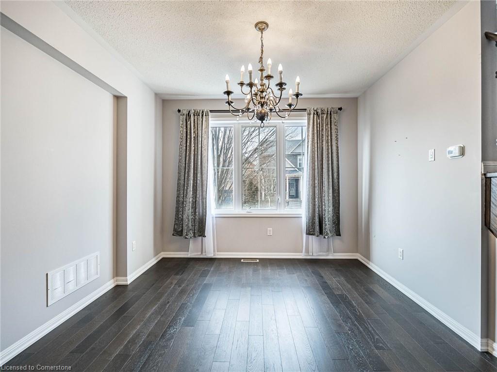 416 Gooch Crescent Property Photo 10