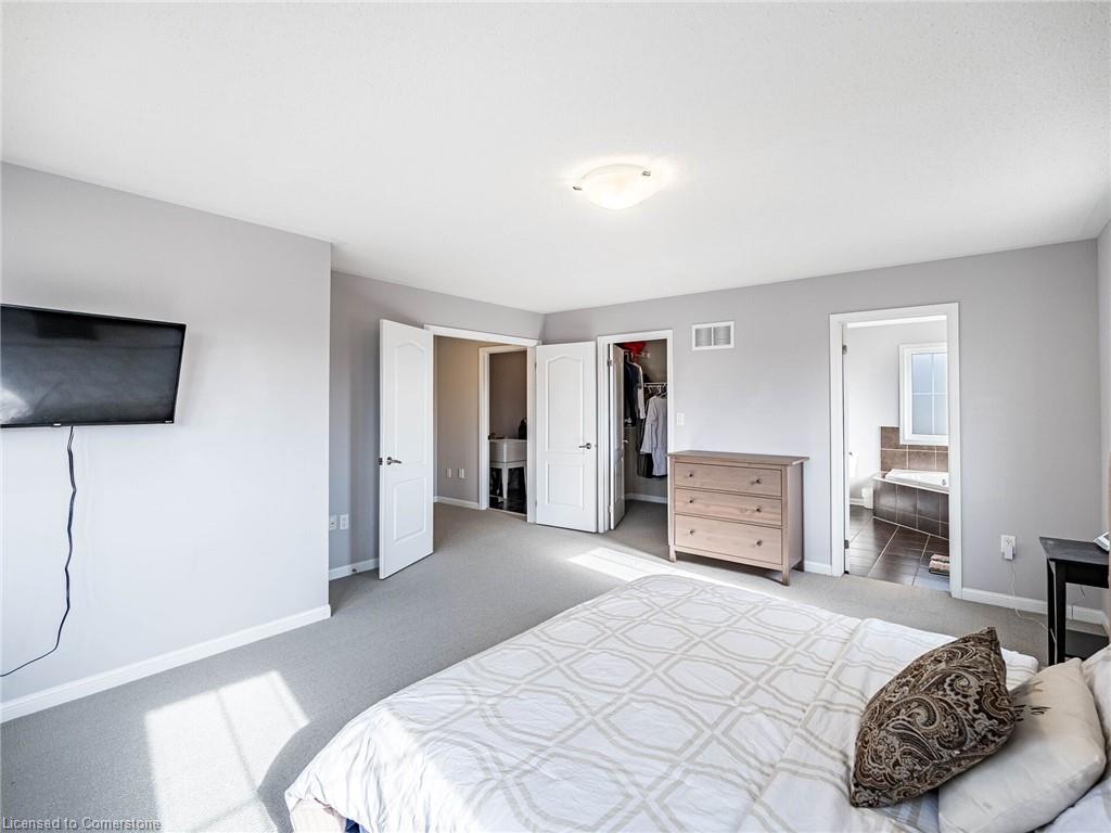 416 Gooch Crescent Property Photo 28