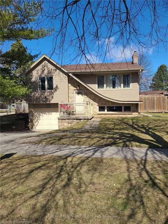 68 Oriole Parkway Property Photo 1