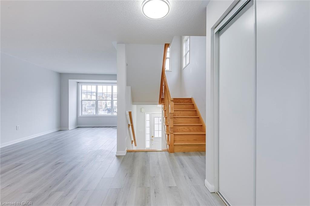 2872 Garnethill Way Property Photo 4