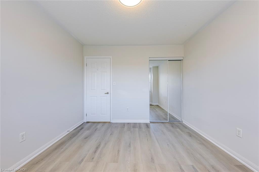 2872 Garnethill Way Property Photo 32