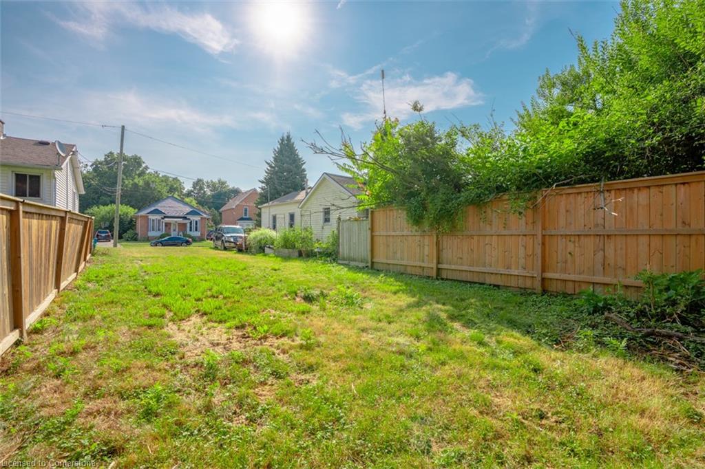 34 Prince Street S Property Photo 2