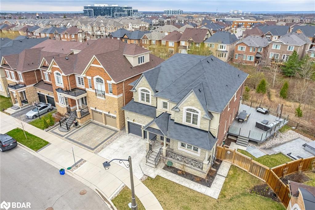 404 Ellen Davidson Drive Property Photo 2