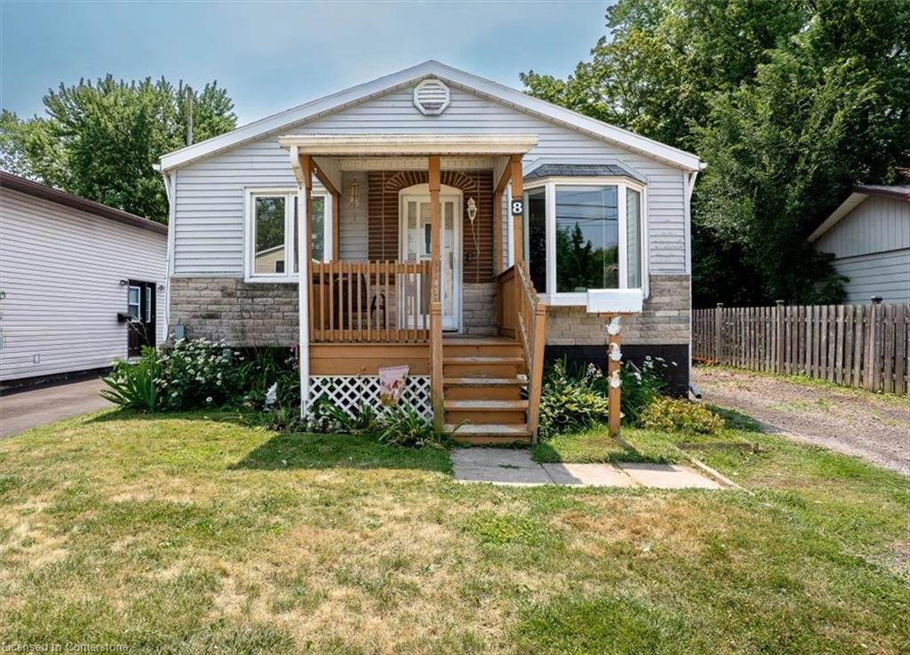 8 Frances Avenue Property Photo 1