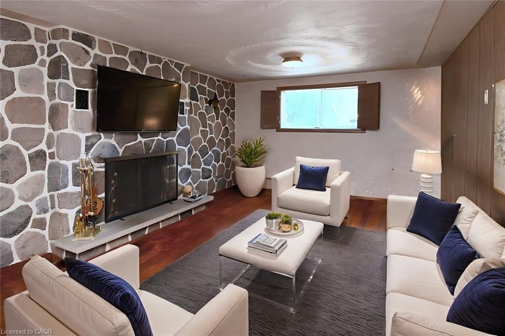 33 Dubarry Boulevard Property Photo 24