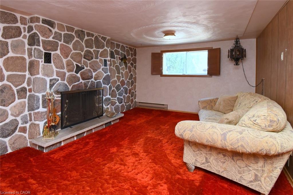 33 Dubarry Boulevard Property Photo 25