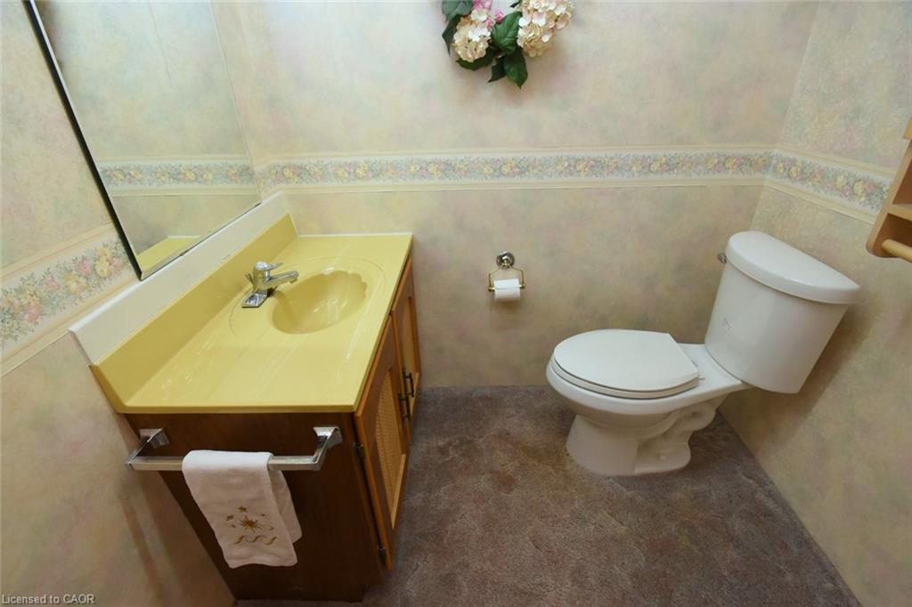 33 Dubarry Boulevard Property Photo 27