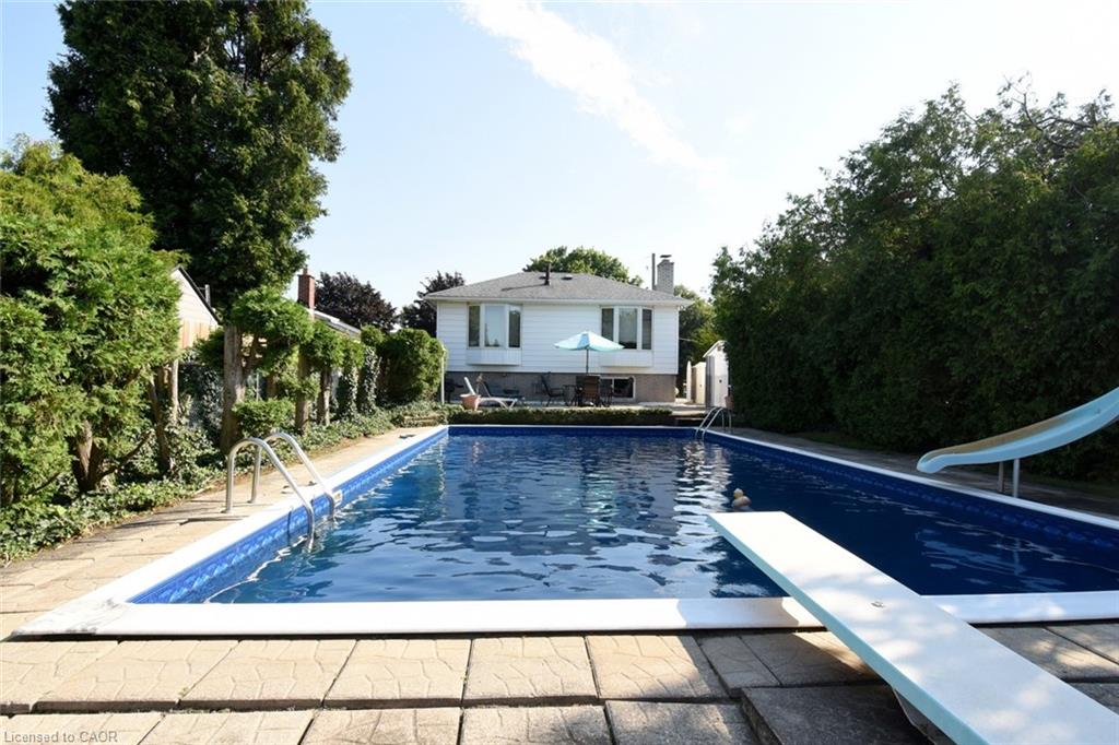 33 Dubarry Boulevard Property Photo 31