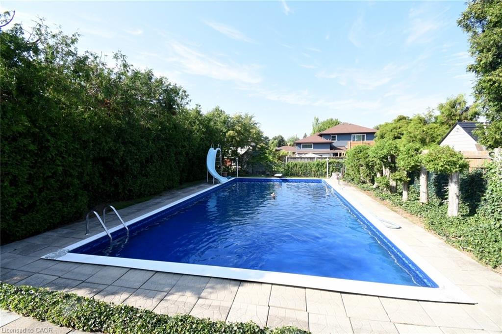 33 Dubarry Boulevard Property Photo 34