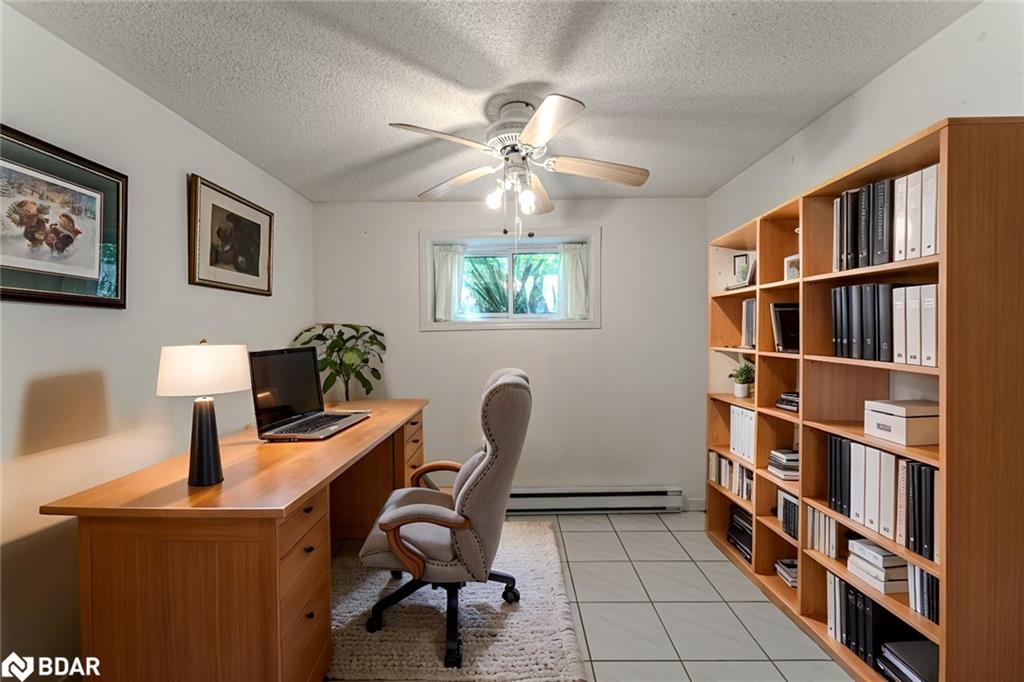 5580 Penetanguishene Road Property Photo 13