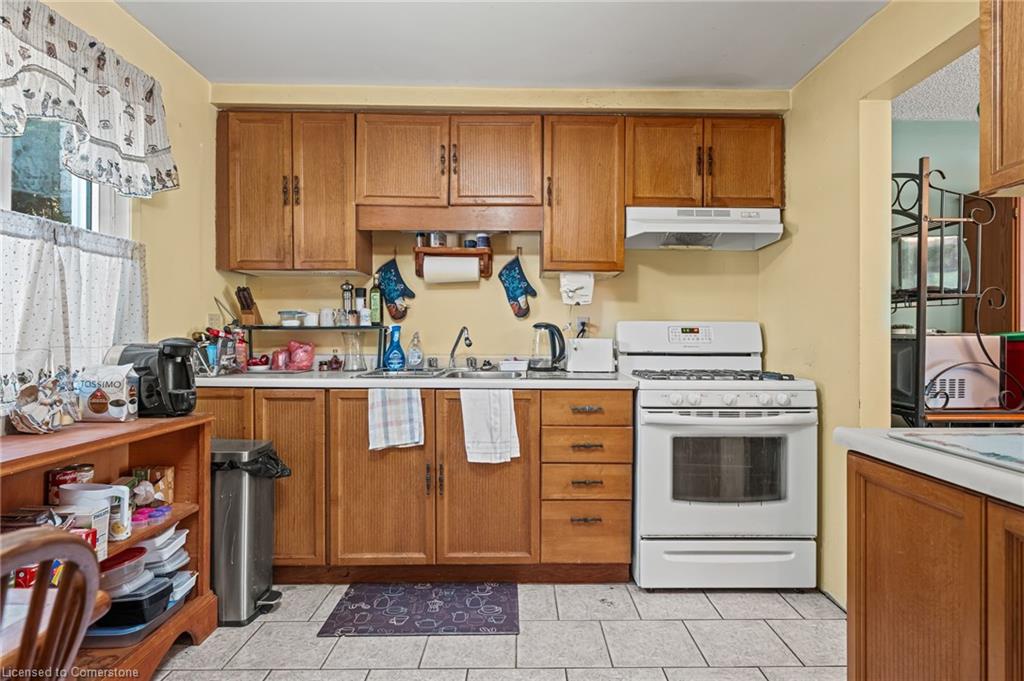 232 Sekura Street Property Photo 13