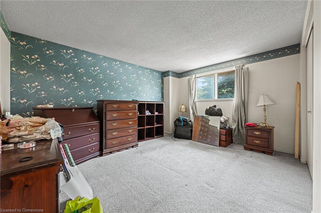 232 Sekura Street Property Photo 27