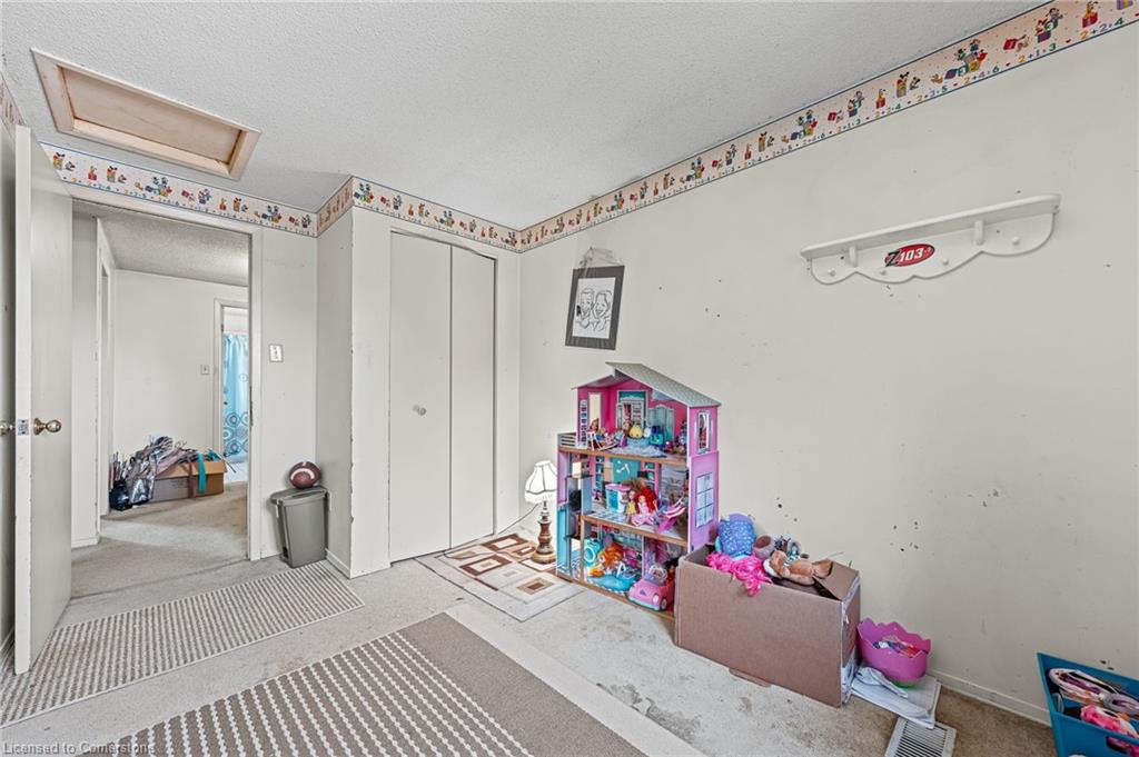 232 Sekura Street Property Photo 32