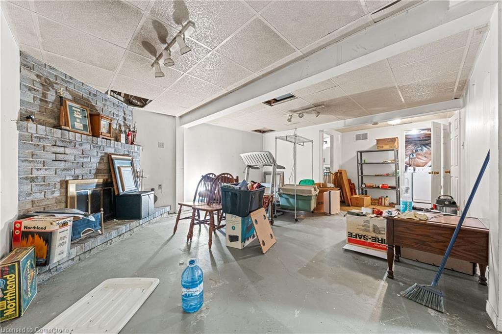 232 Sekura Street Property Photo 35