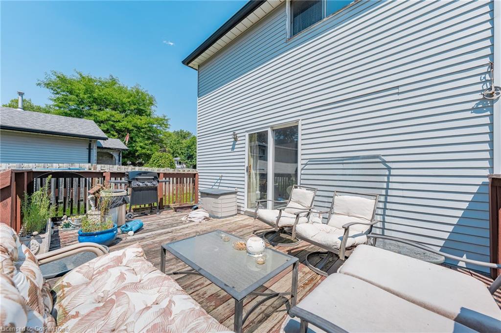 232 Sekura Street Property Photo 43