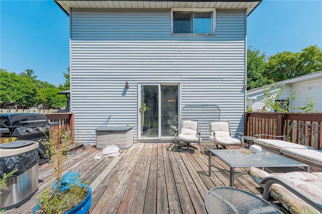 232 Sekura Street Property Photo 44