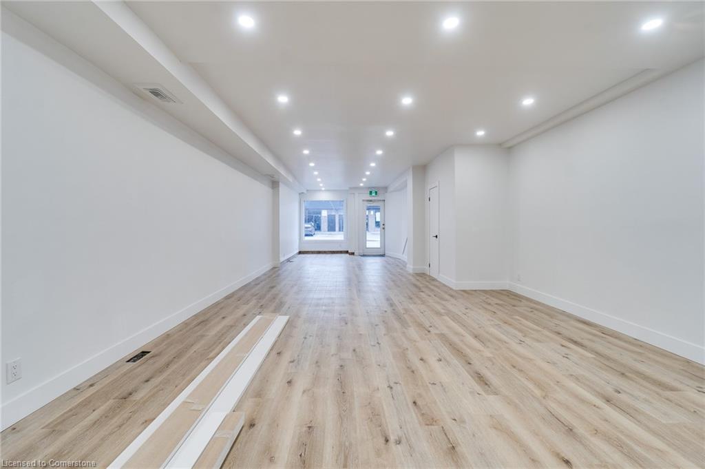 18 Barton Street E Property Photo 21