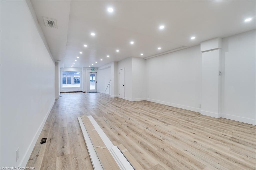 18 Barton Street E Property Photo 22