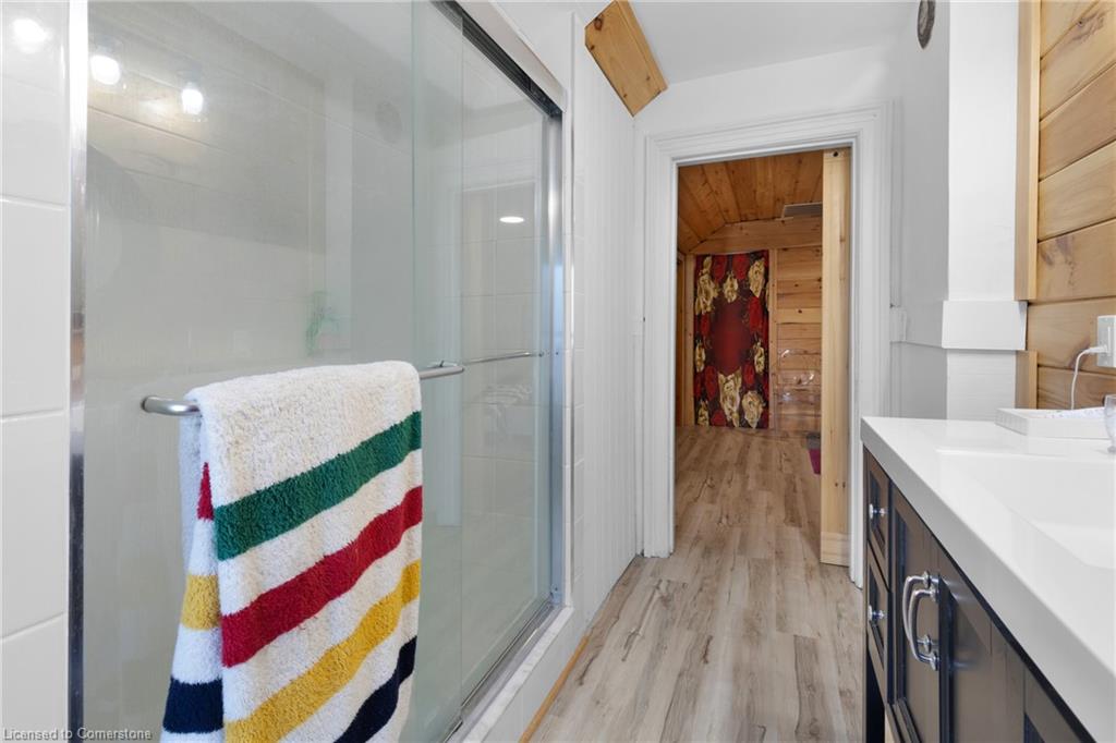 21 Chapman Street W Property Photo 32