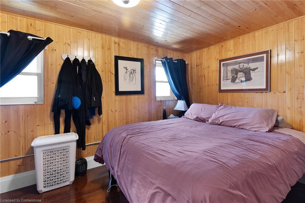 21 Chapman Street W Property Photo 38