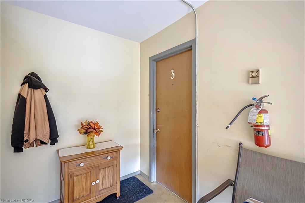 503 West Street Property Photo 6