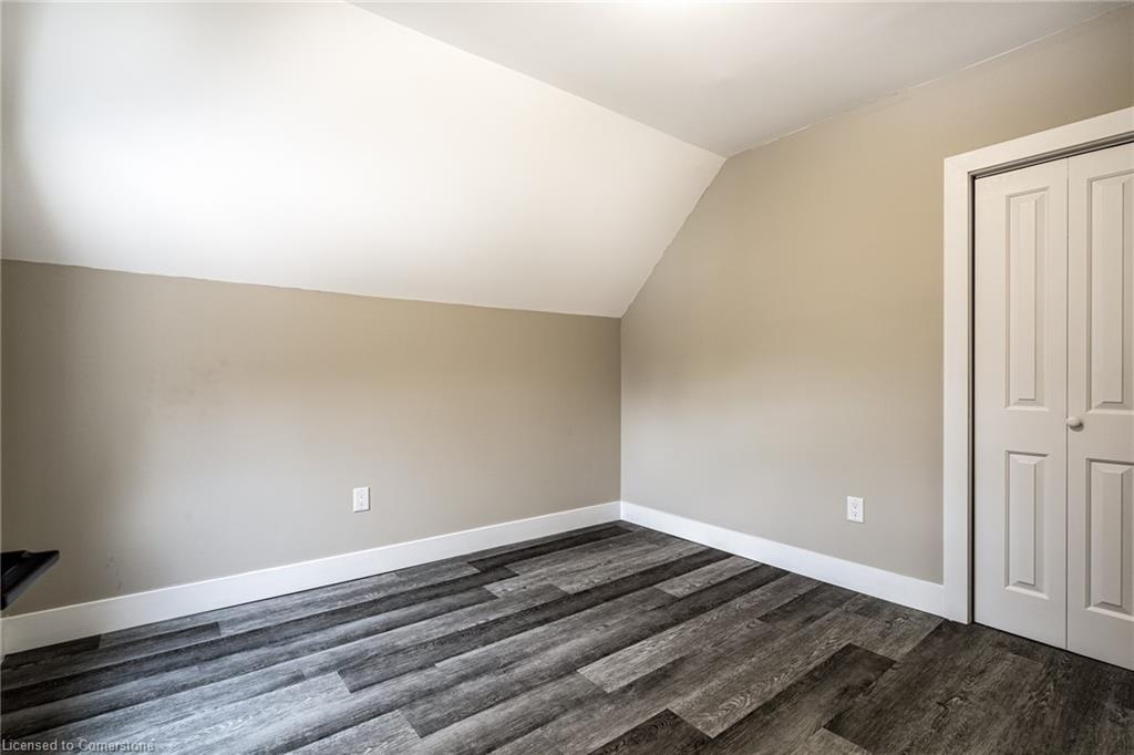 100 Sherman Avenue N Property Photo 25