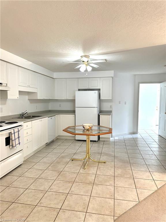 152 Montgomery Boulevard Property Photo 5