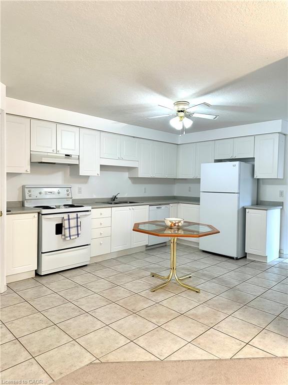 152 Montgomery Boulevard Property Photo 6