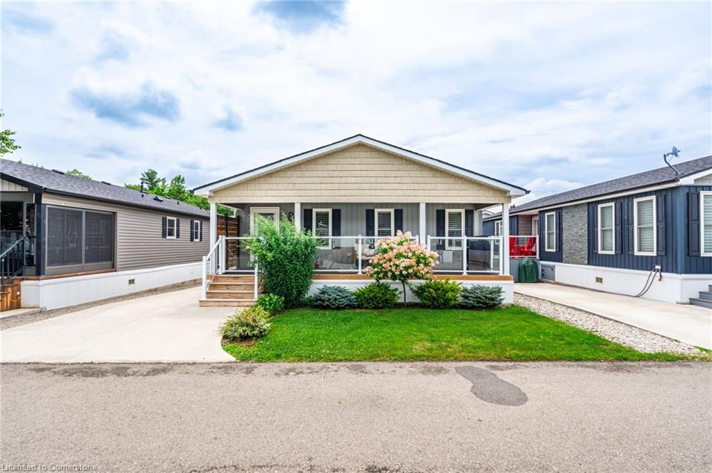 4449 Milburough Line Property Photo 1
