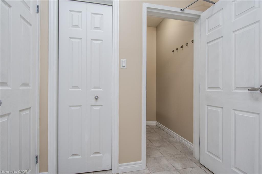 3-70 Willowrun Drive Property Photo 24