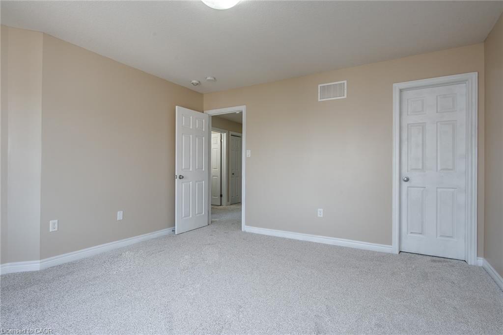 3-70 Willowrun Drive Property Photo 31