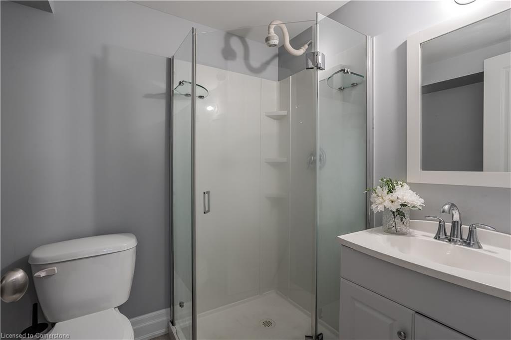 3-447 Woodview Road Property Photo 24