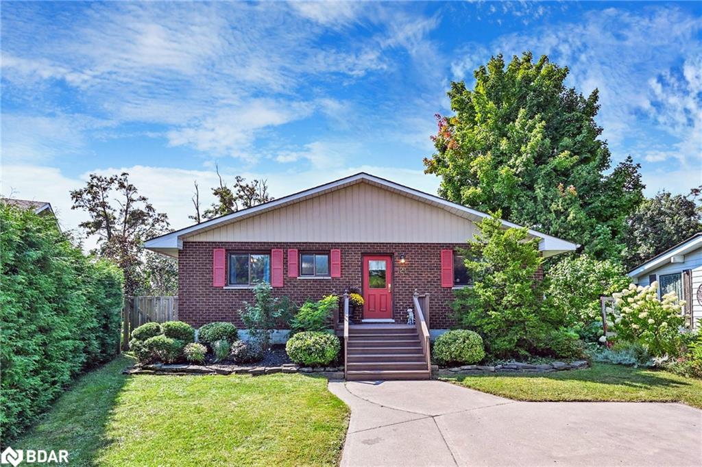 121 Queen Street Street Property Photo 1