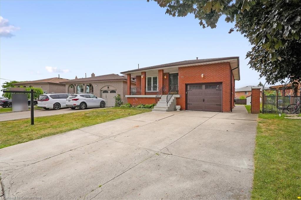 100 Taymall Street Property Photo 2