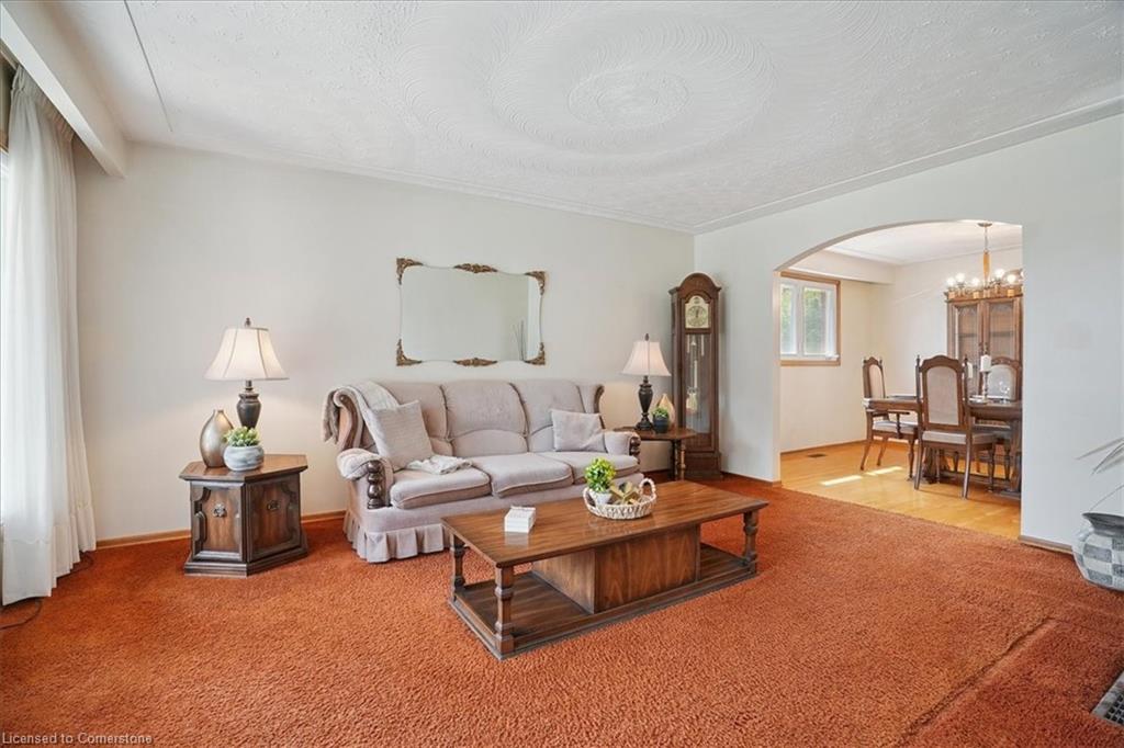 100 Taymall Street Property Photo 7