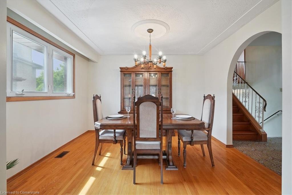 100 Taymall Street Property Photo 10