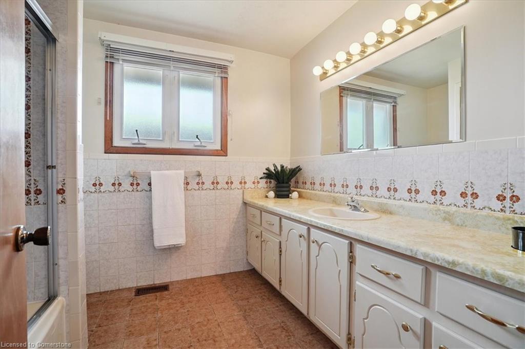 100 Taymall Street Property Photo 22