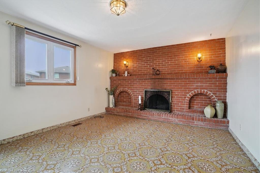 100 Taymall Street Property Photo 27