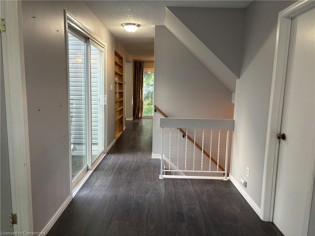 322 Scottsdale Drive Property Photo 6