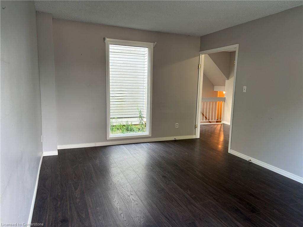 322 Scottsdale Drive Property Photo 8