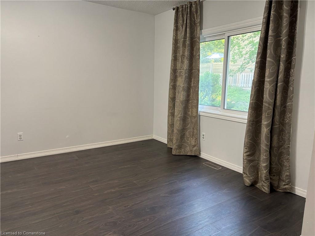 322 Scottsdale Drive Property Photo 15