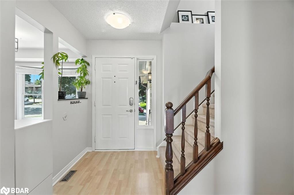 3 Lyton Crescent Property Photo 9