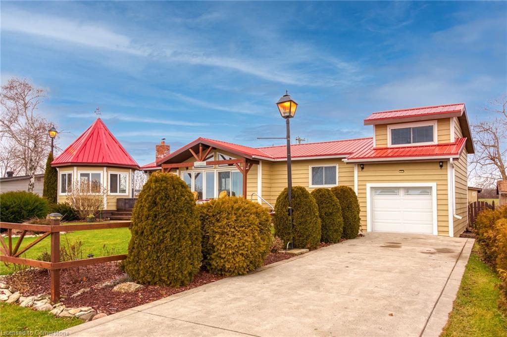 817 Lakeshore Road Property Photo 2