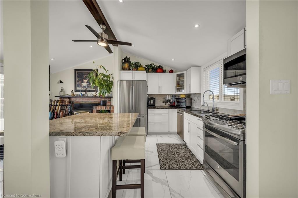 817 Lakeshore Road Property Photo 6